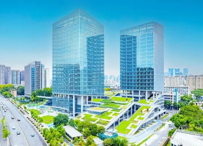 202509290952023720_show